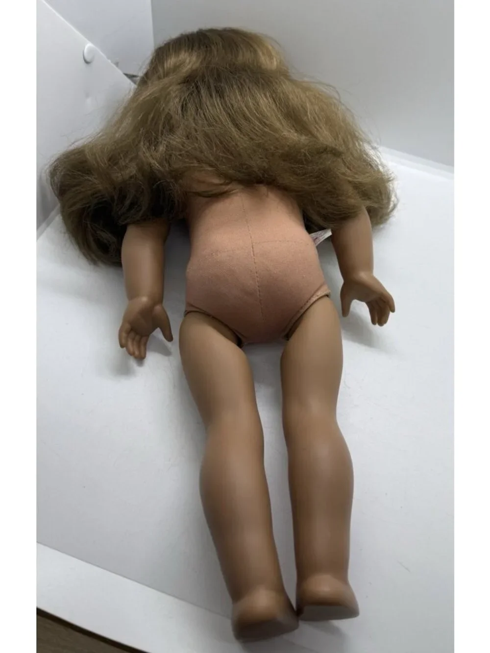 Pleasant Company American Girl Doll Brunette Light Brown Hair Brown Eyes 2008